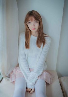 美女热舞诱惑